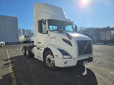 Used 2020 Volvo VNR Volvo D13 Semi Truck for sale #CW872 - photo 1