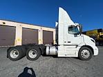 Used 2020 Volvo VNR Volvo D13 Semi Truck for sale #CW874 - photo 8