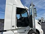 Used 2020 Volvo VNR Volvo D13 Semi Truck for sale #CW882 - photo 12