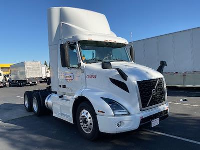 Used 2020 Volvo VNR Volvo D13 Semi Truck for sale #CW905 - photo 1
