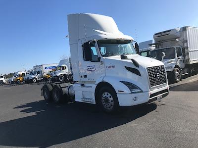 Used 2020 Volvo VNR Volvo D13 Semi Truck for sale #CW918 - photo 1