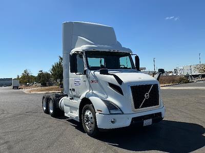 Used 2020 Volvo VNR Volvo D13 Semi Truck for sale #CW926 - photo 1