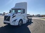 Used 2020 Volvo VNR Volvo D13 Semi Truck for sale #CW927 - photo 3