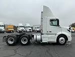 Used 2020 Volvo VNR Volvo D13 Semi Truck for sale #CW930 - photo 8