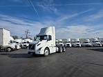 Used 2020 Volvo VNR Volvo D13 Semi Truck for sale #CW932 - photo 5