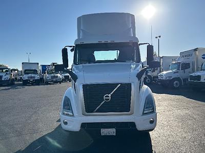 Used 2020 Volvo VNR Volvo D13 Semi Truck for sale #CW974 - photo 2