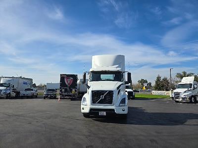 Used 2020 Volvo VNR Volvo D13 Semi Truck for sale #CW984 - photo 2