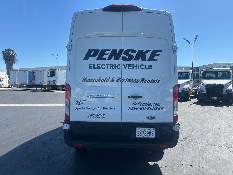 Used 2022 Ford E-Transit 350 - photo 9