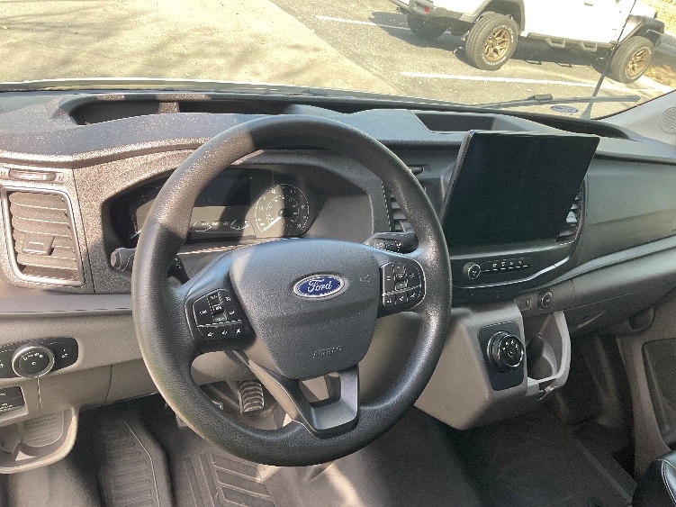 Used 2022 Ford E-Transit 350 - photo 20