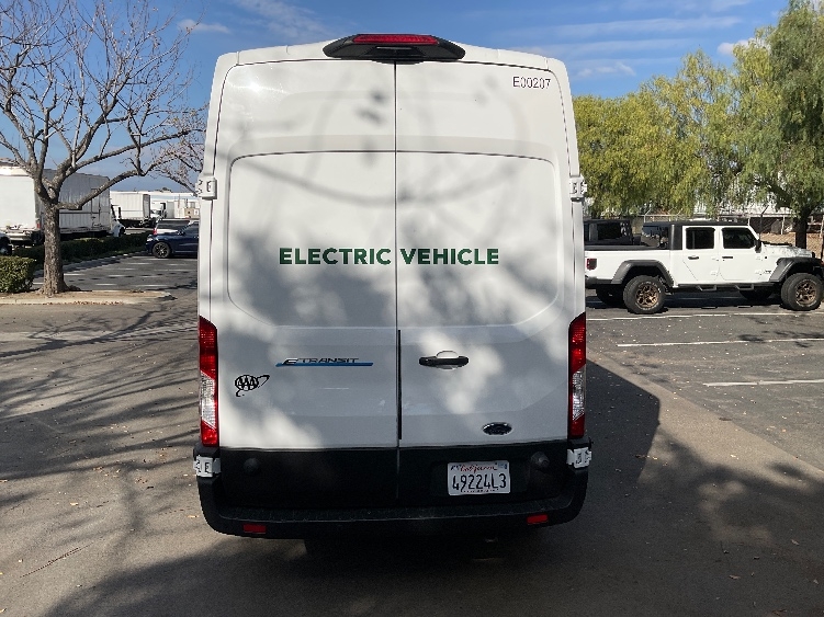 Used 2022 Ford E-Transit 350 - photo 9