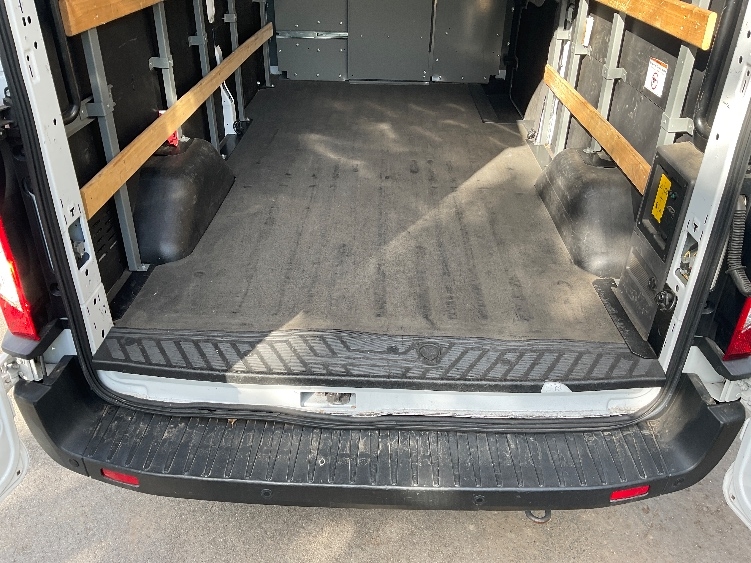Used 2022 Ford E-Transit 350 - photo 11