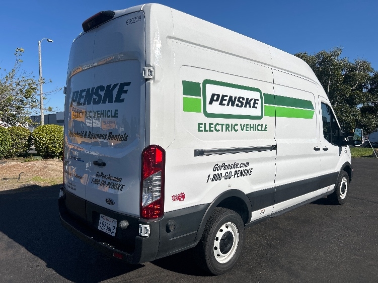 Used 2022 Ford E-Transit 350 - photo 15