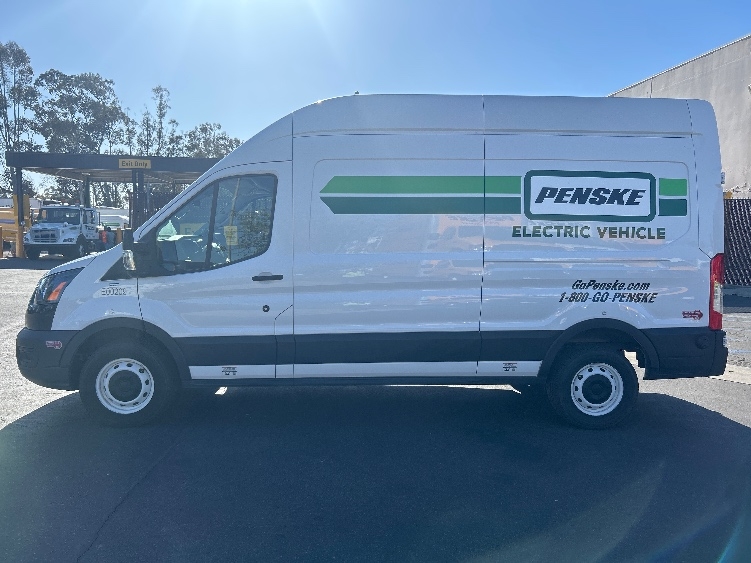 Used 2022 Ford E-Transit 350 - photo 6