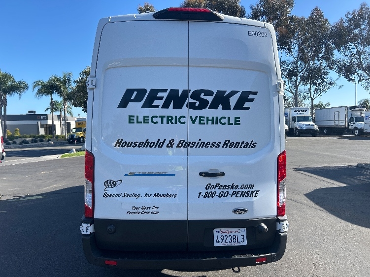 Used 2022 Ford E-Transit 350 - photo 9