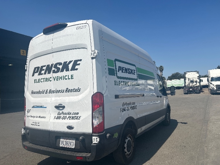 Used 2022 Ford E-Transit 350 - photo 15