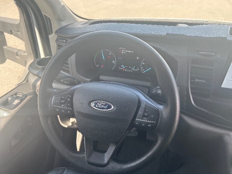 Used 2022 Ford E-Transit 350 - photo 19
