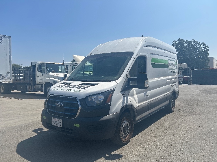 Used 2022 Ford E-Transit 350 - photo 5