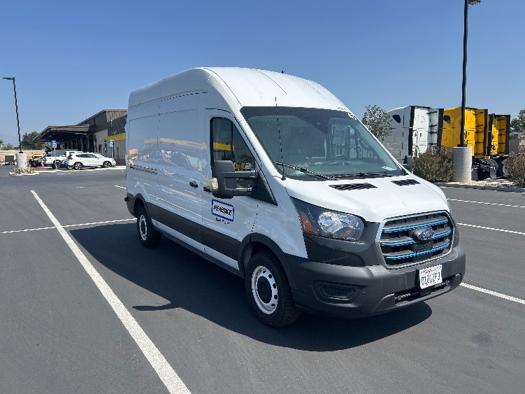 Used 2022 Ford E-Transit 350 - photo 1