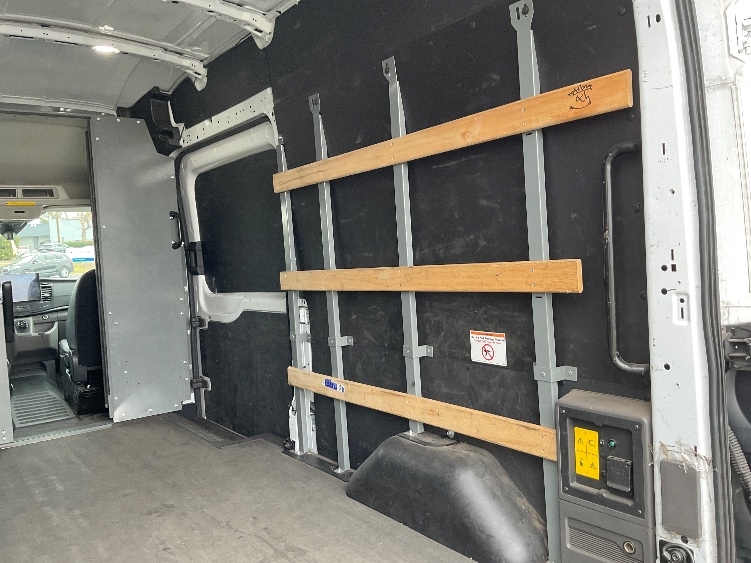 Used 2022 Ford E-Transit 350 - photo 13
