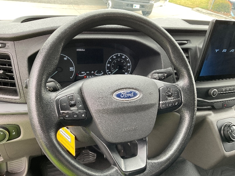 Used 2022 Ford E-Transit 350 - photo 19