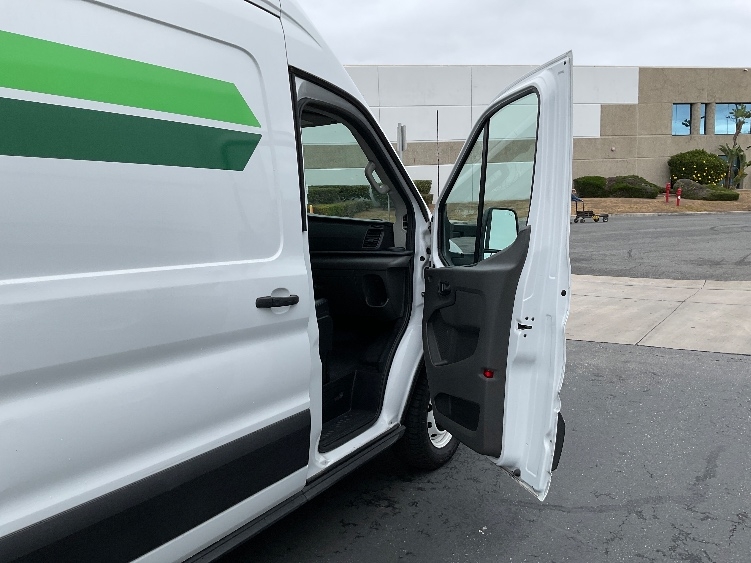 Used 2022 Ford E-Transit 350 - photo 21