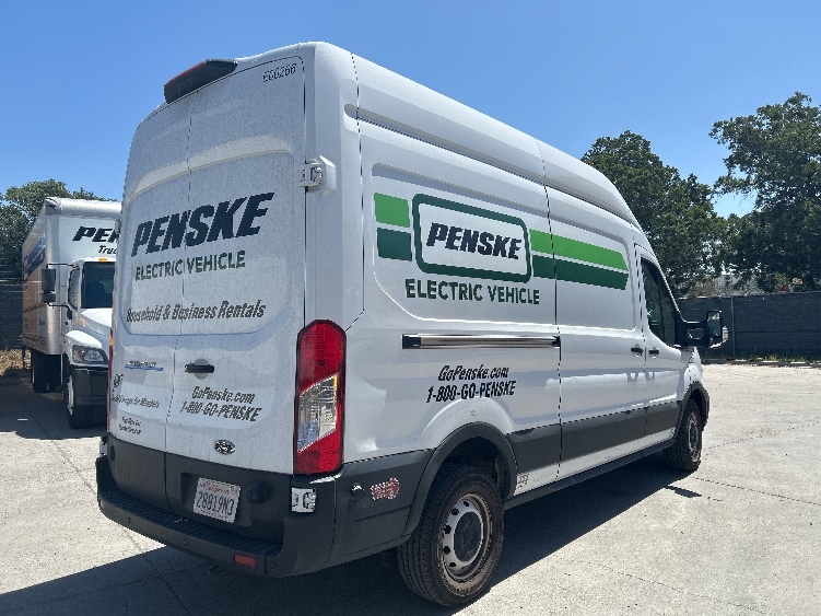 Used 2022 Ford E-Transit 350 - photo 15