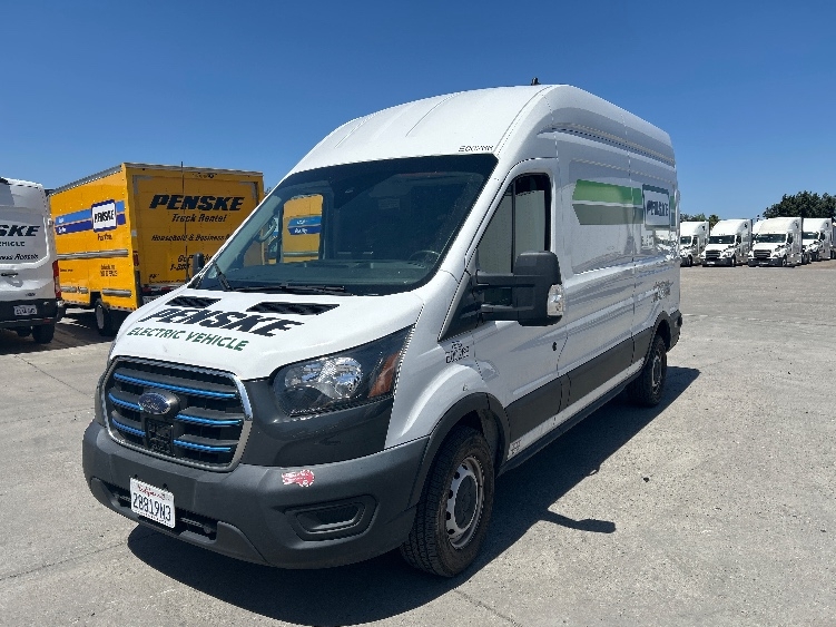 Used 2022 Ford E-Transit 350 - photo 5