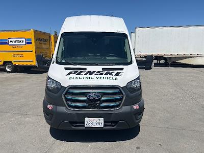 Used 2022 Ford E-Transit 350 - photo 2