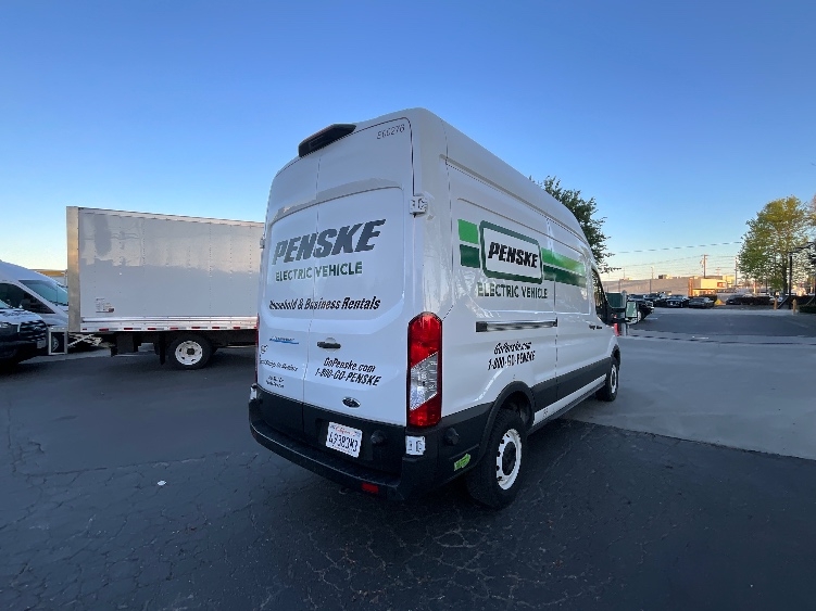 Used 2022 Ford E-Transit 350 - photo 15