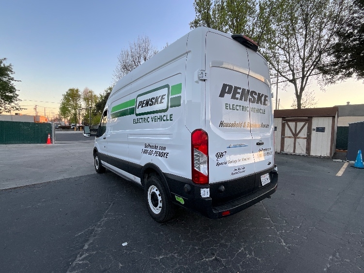 Used 2022 Ford E-Transit 350 - photo 8