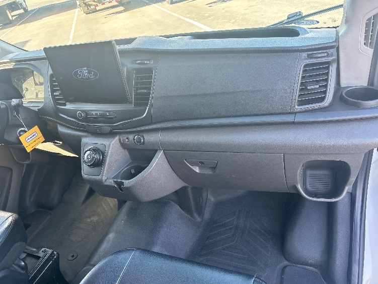Used 2022 Ford E-Transit 350 - photo 23