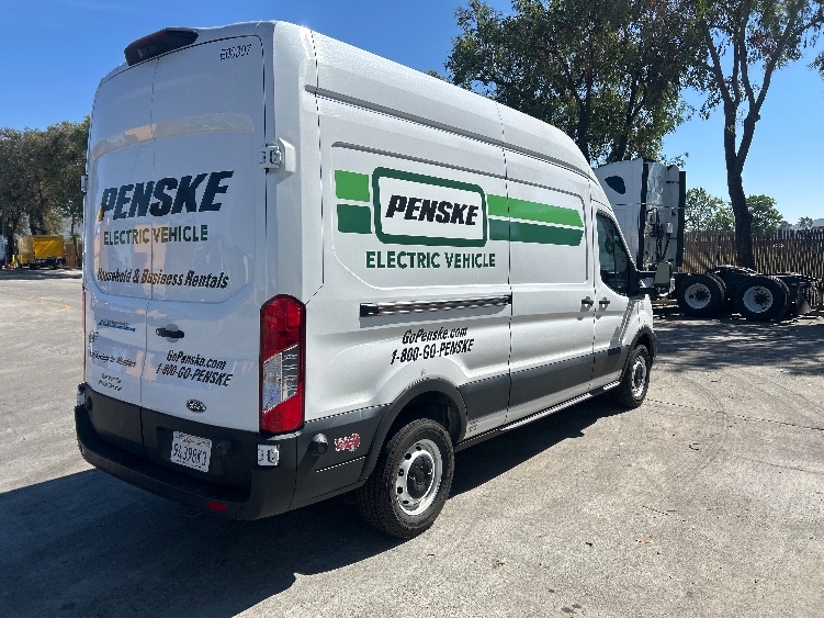 Used 2022 Ford E-Transit 350 - photo 13