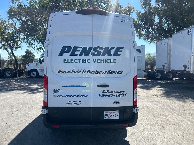 Used 2022 Ford E-Transit 350 - photo 9
