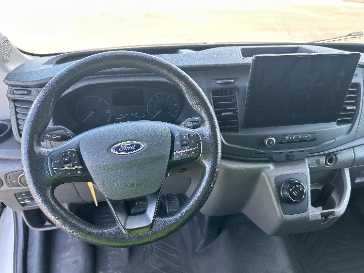 Used 2022 Ford E-Transit 350 - photo 20