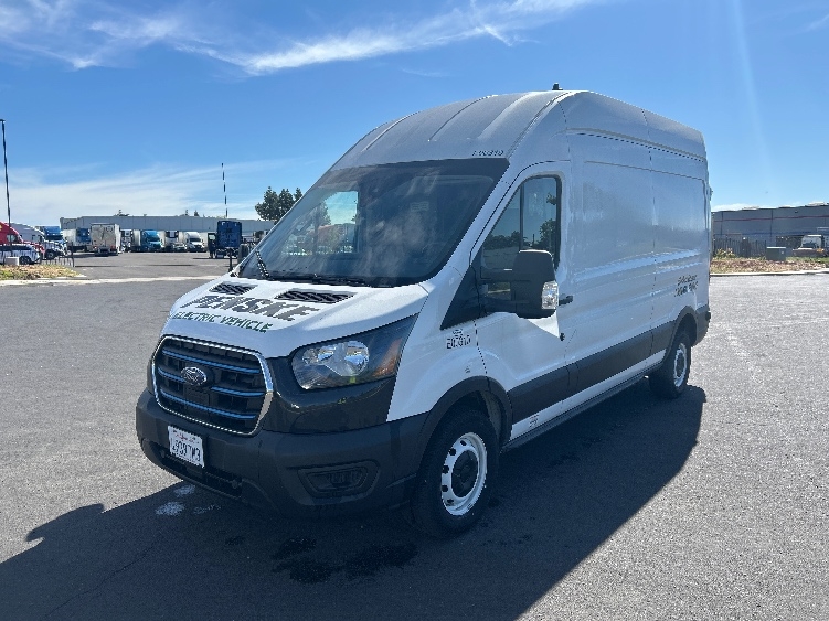 Used 2022 Ford E-Transit 350 - photo 5