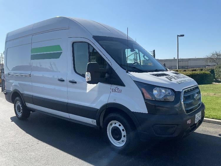 Used 2022 Ford E-Transit 350 - photo 1