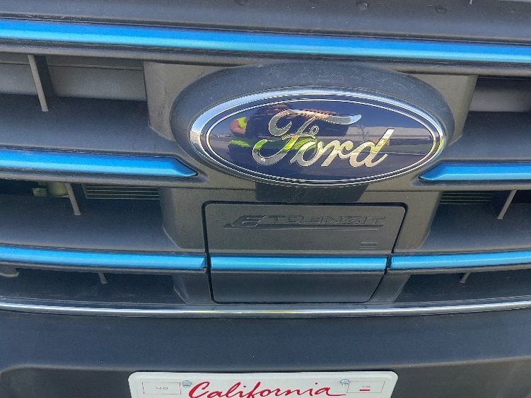Used 2022 Ford E-Transit 350 - photo 25
