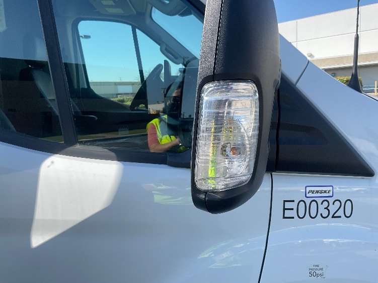 Used 2022 Ford E-Transit 350 - photo 27