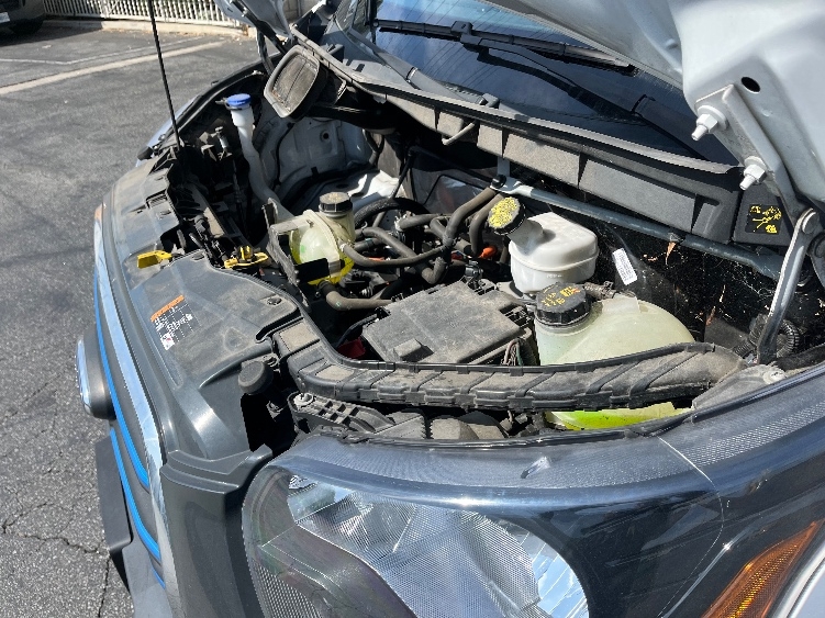Used 2022 Ford E-Transit 350 - photo 24