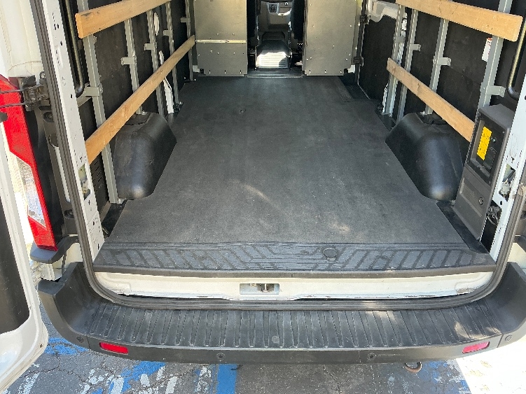 Used 2022 Ford E-Transit 350 - photo 12