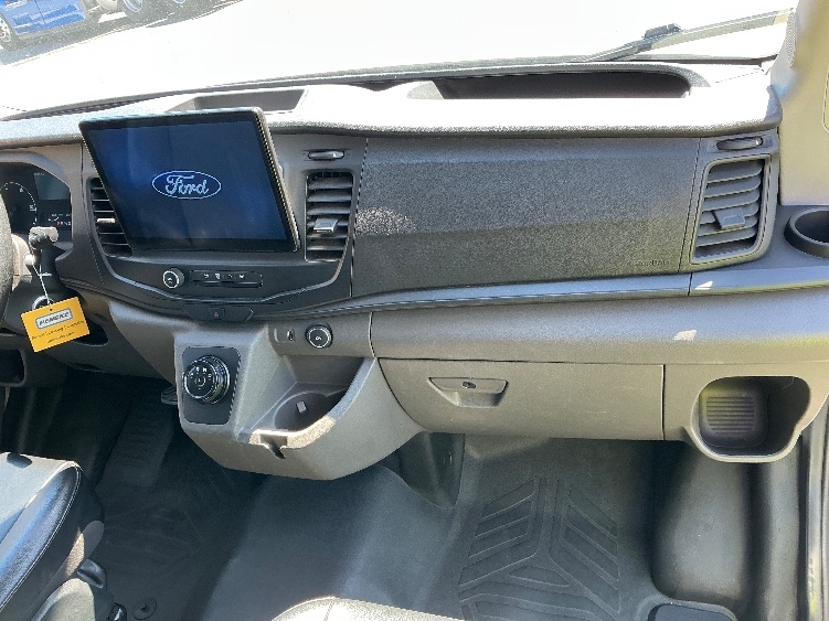 Used 2022 Ford E-Transit 350 - photo 23