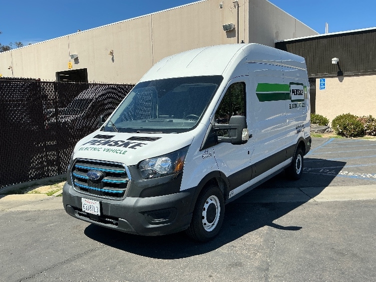 Used 2022 Ford E-Transit 350 - photo 5