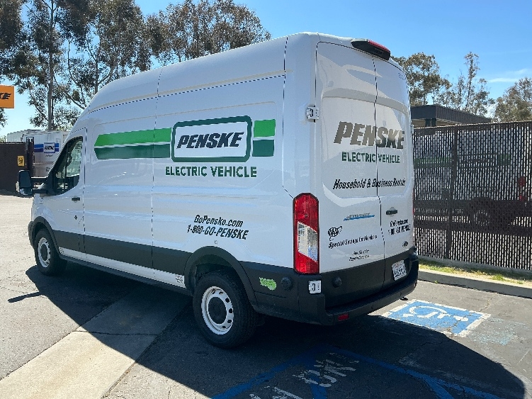 Used 2022 Ford E-Transit 350 - photo 8
