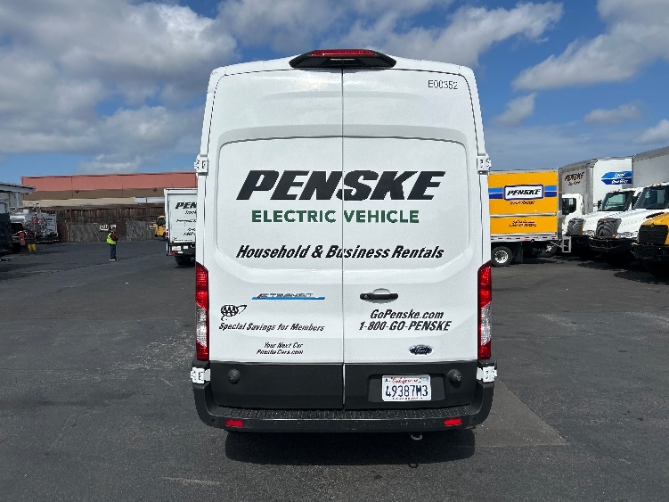 Used 2022 Ford E-Transit 350 - photo 9