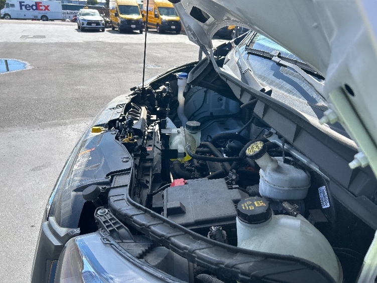Used 2022 Ford E-Transit 350 - photo 25
