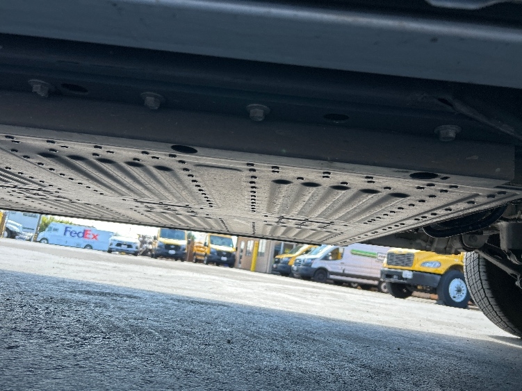 Used 2022 Ford E-Transit 350 - photo 7