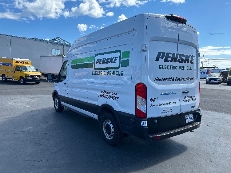 Used 2022 Ford E-Transit 350 - photo 8