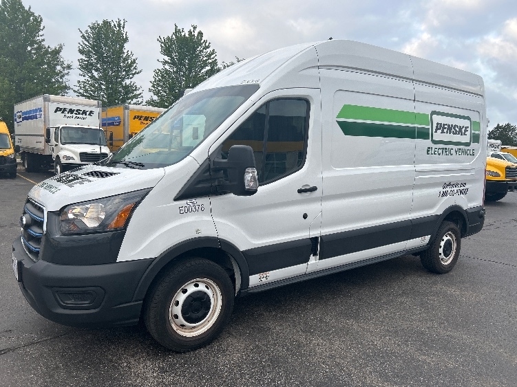 Used 2022 Ford E-Transit 350 - photo 5