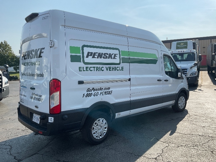 Used 2022 Ford E-Transit 350 - photo 15
