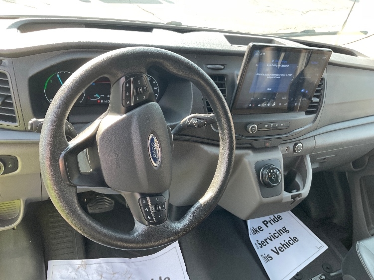 Used 2022 Ford E-Transit 350 - photo 20